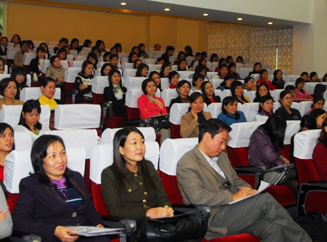 Nâng cao năng lực ngoại ngữ cho giáo viên tiểu học Hà Nội